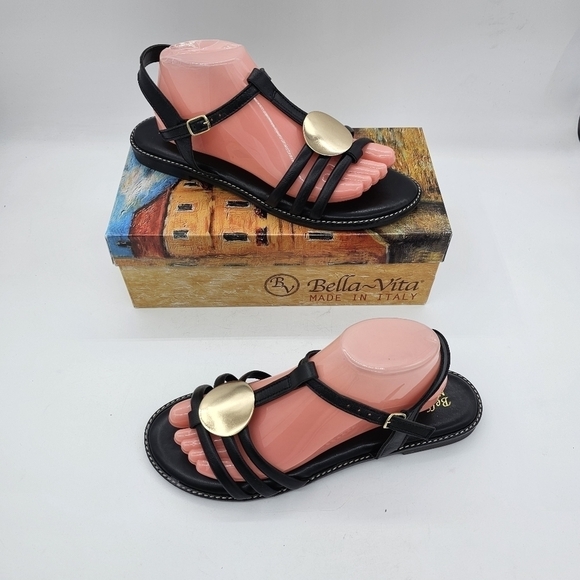 Bella Vita Womens Vue-Italy Flat Sandal Gold Ornament Slingback Black Size 9.5W - Picture 8 of 10